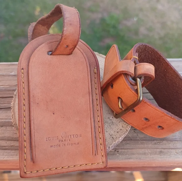 LOUIS VUITTON VACHETTA LUGGAGE TAG & POIGNETTE - Picture 3 of 3